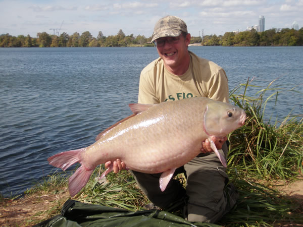 Keith Thompson with a 48 lb, 0 oz smallmouth buffalo--the largest fish caught during the 2011 Wild Carp Texas Shootout on Lady Bird Lake in Austin, Texas. Keith Thompson with a 48 lb, 0 oz smallmouth buffalo--the largest fish caught during the 2011 Wild Carp Texas Shootout on Lady Bird Lake in Austin, Texas.